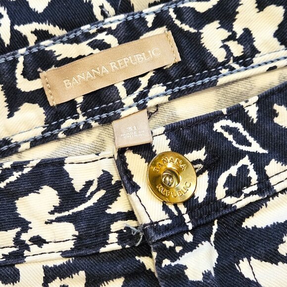 BANANA REPUBLIC, boyfriend cut blue and off-white floral jeans - Picture 10 of 11